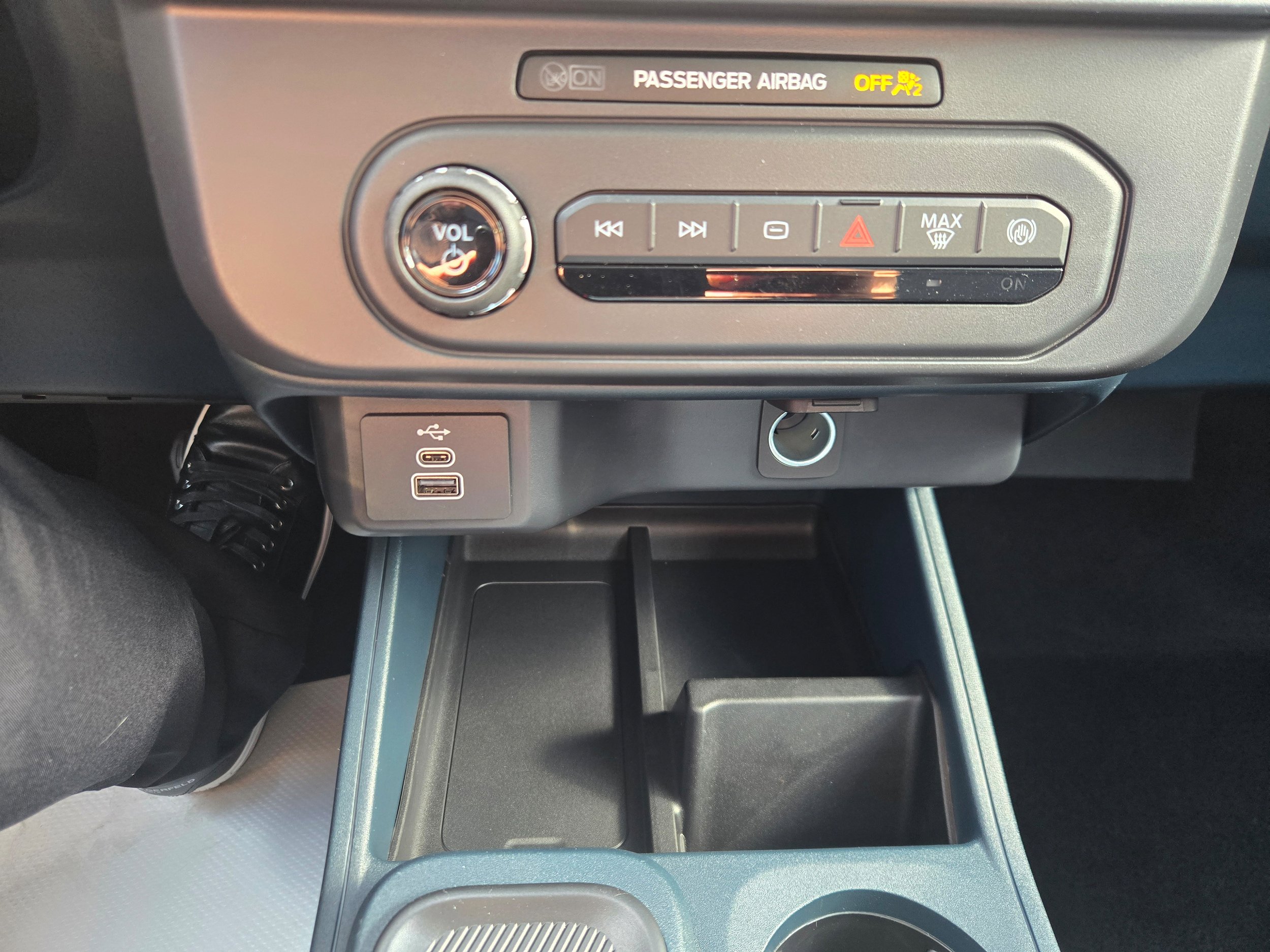 New 2026 Ford Maverick XL AWD/4WD image 18