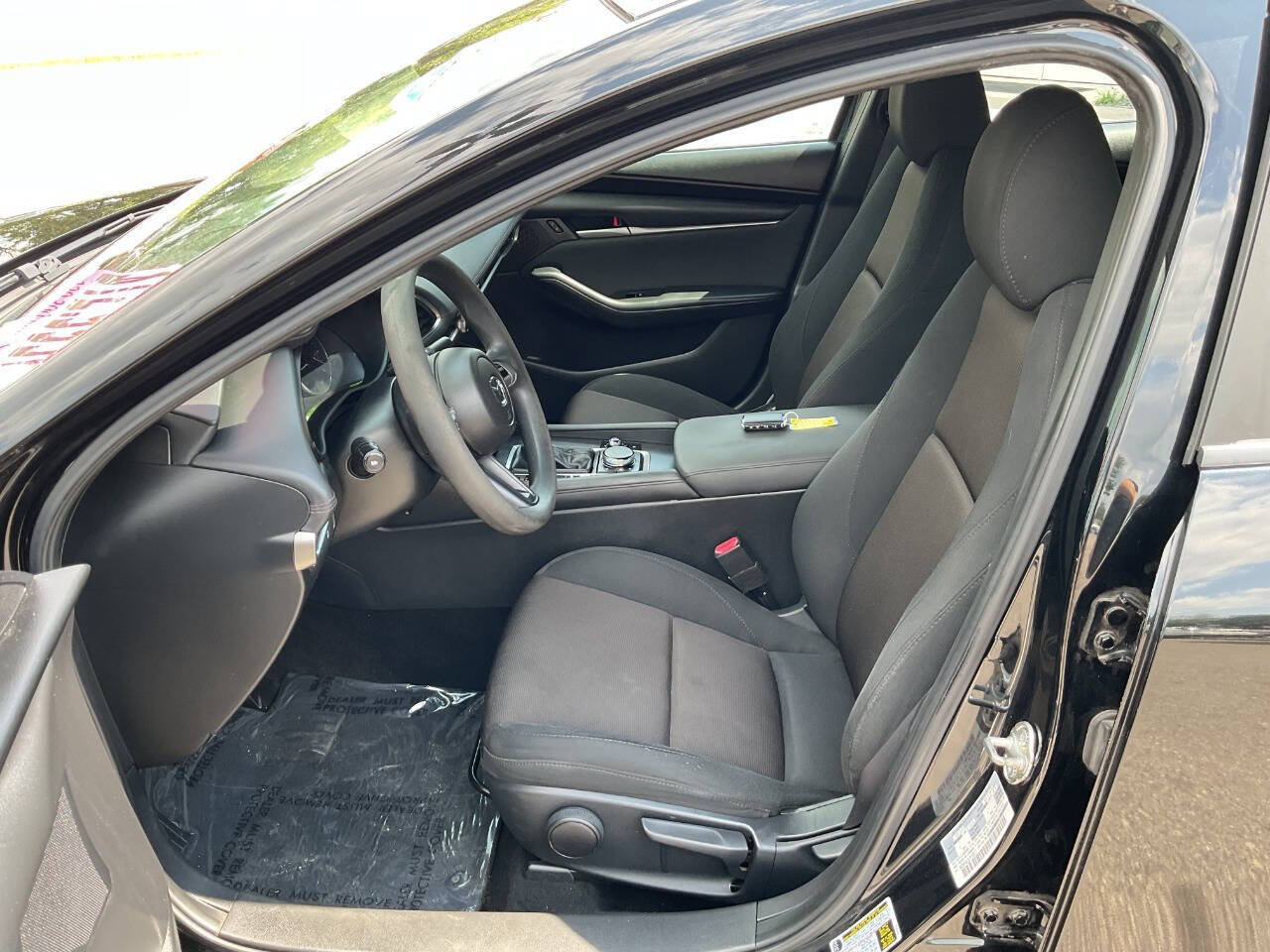 Used 2020 MAZDA MAZDA3 Sedan FWD image 13