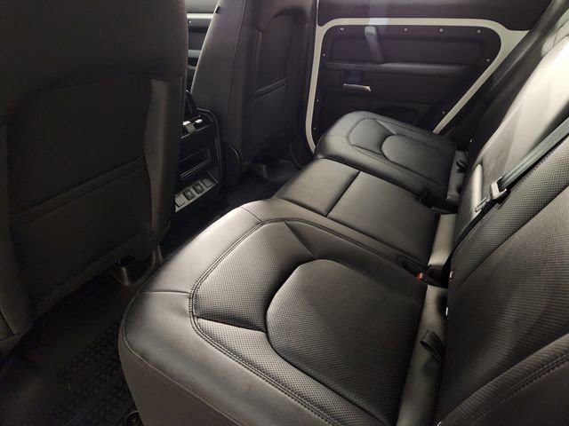 Used 2025 Land Rover Defender 110 S image 29