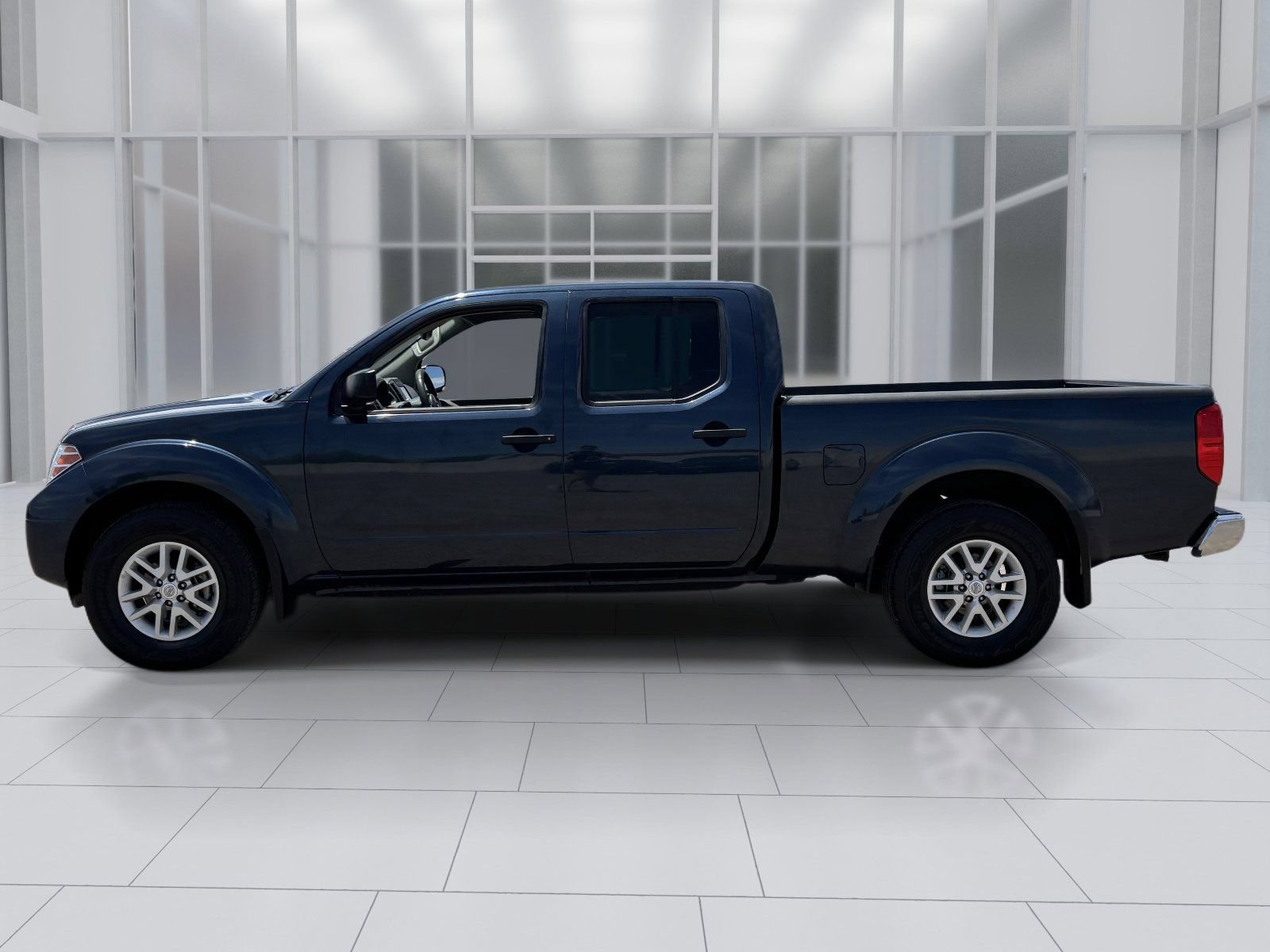 Certified 2021 Nissan Frontier SV AWD/4WD image 3