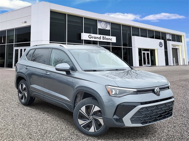 New 2025 Volkswagen Taos SE