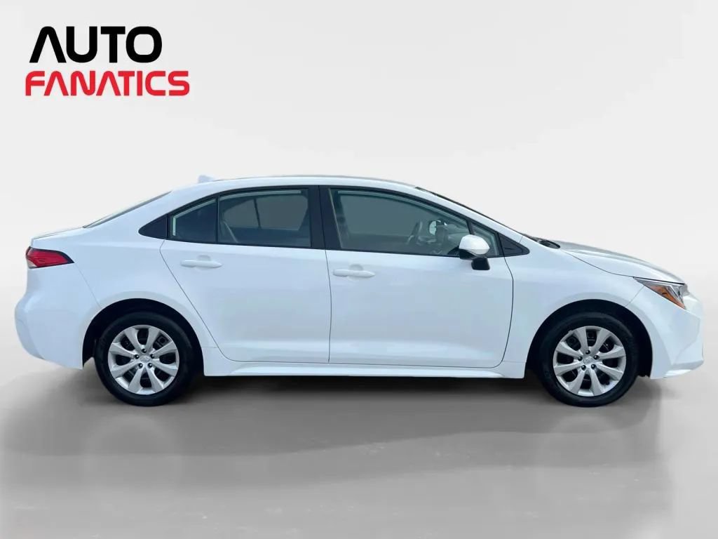 Used 2026 Toyota Corolla LE FWD image 7