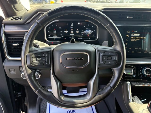 Used 2023 GMC Sierra 1500 Denali Ultimate AWD/4WD image 17