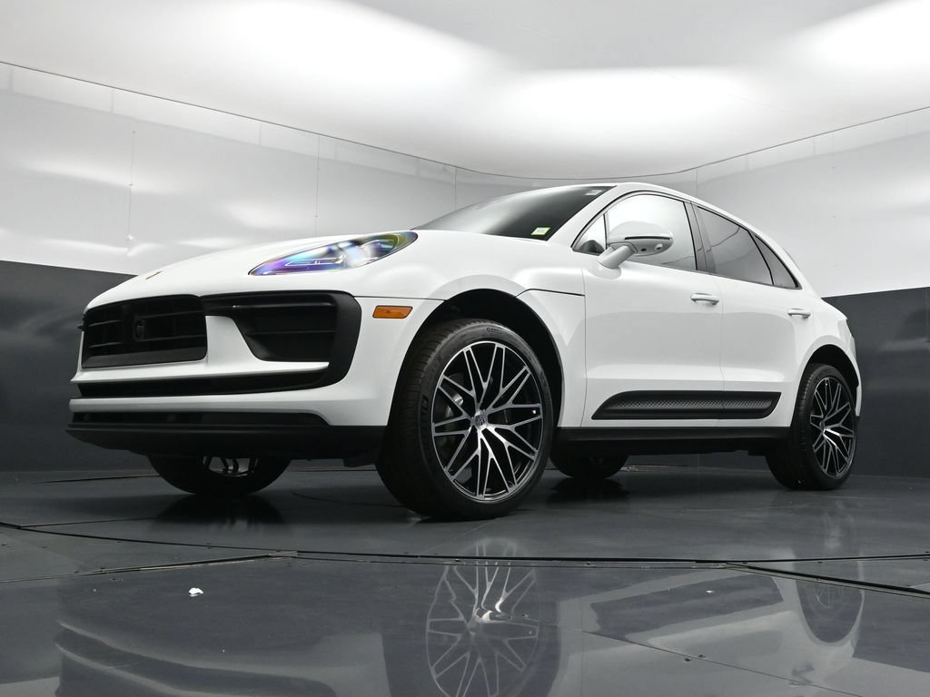 New 2026 Porsche Macan AWD/4WD image 24