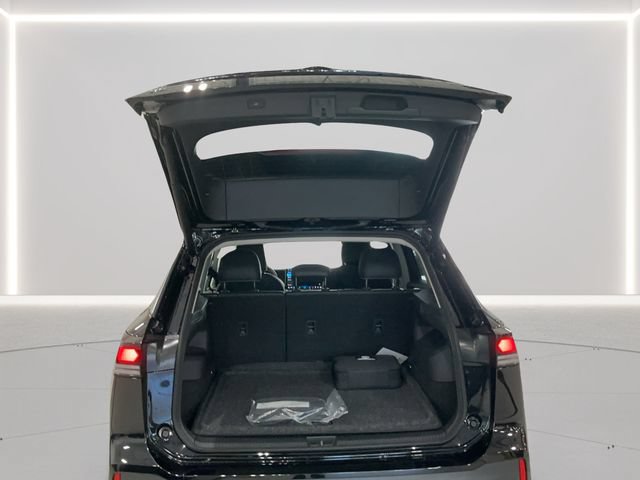 New 2026 Volkswagen Tiguan SE AWD/4WD image 15