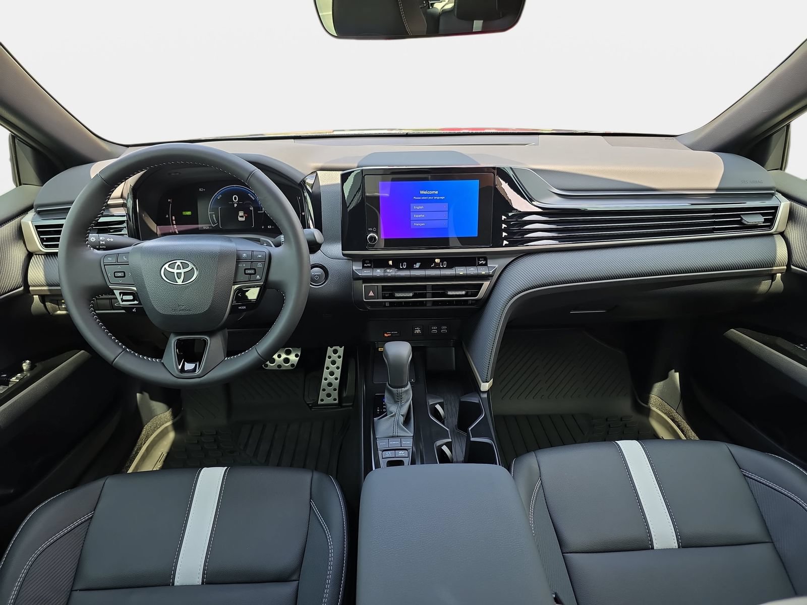 Used 2026 Toyota Camry SE w/ Convenience Package FWD image 9