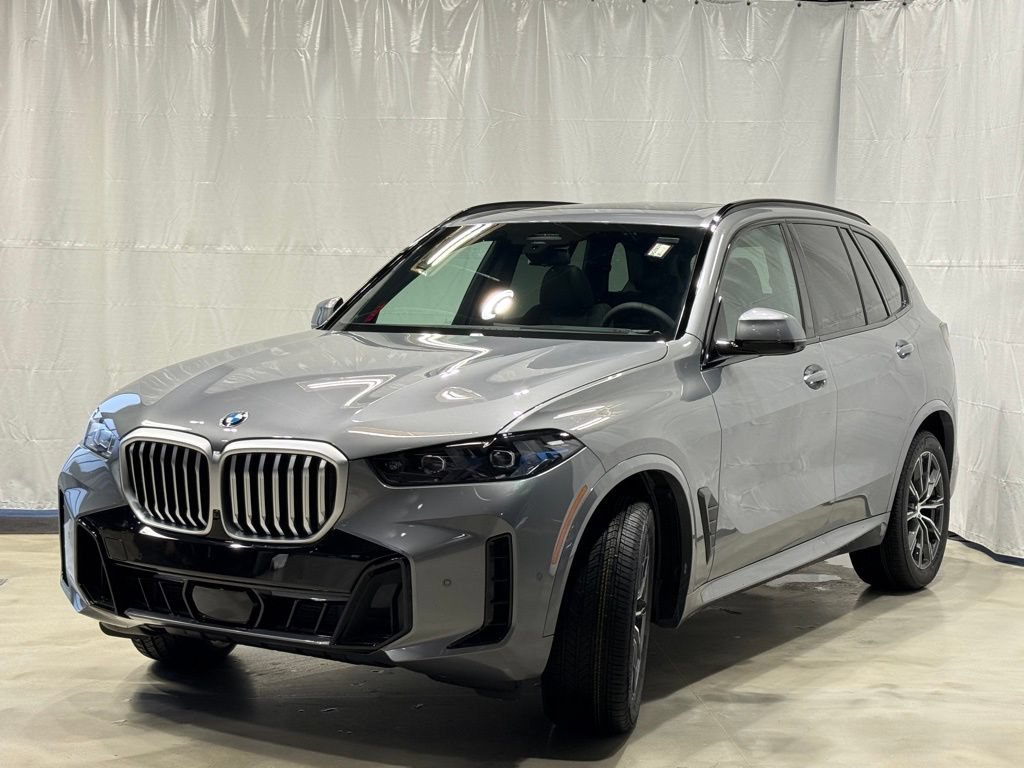Used 2026 BMW X5 xDrive40i w/ M Sport Package AWD/4WD video 3