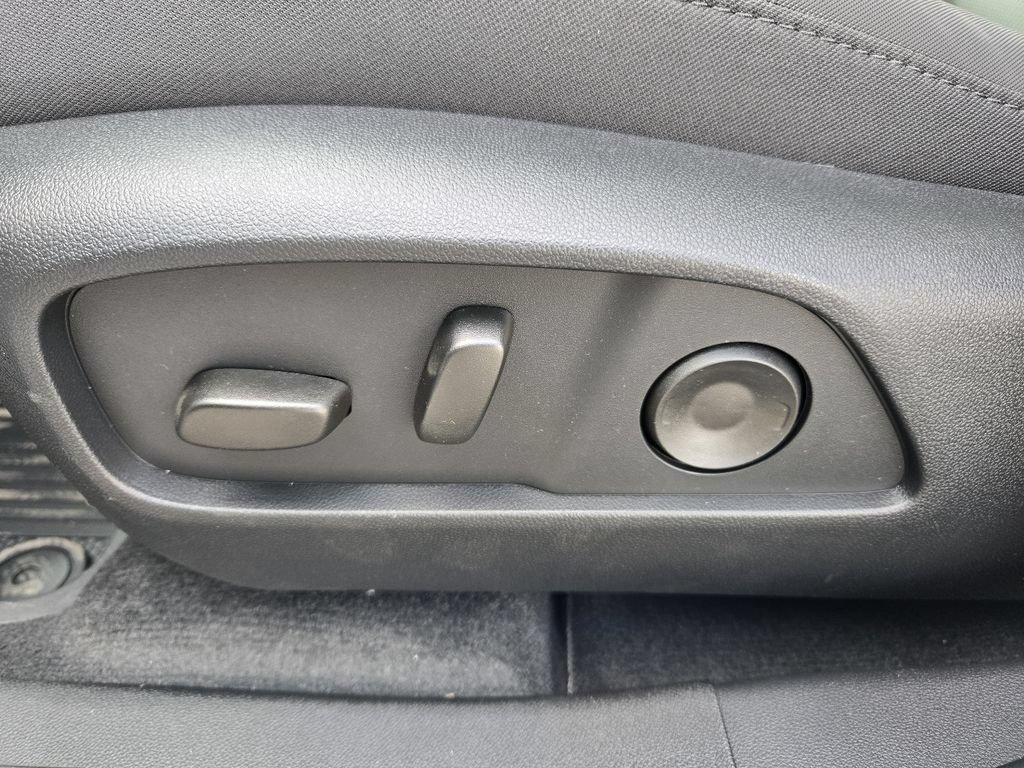 New 2026 GMC Terrain AT4 w/ Technology Package II AWD/4WD image 10