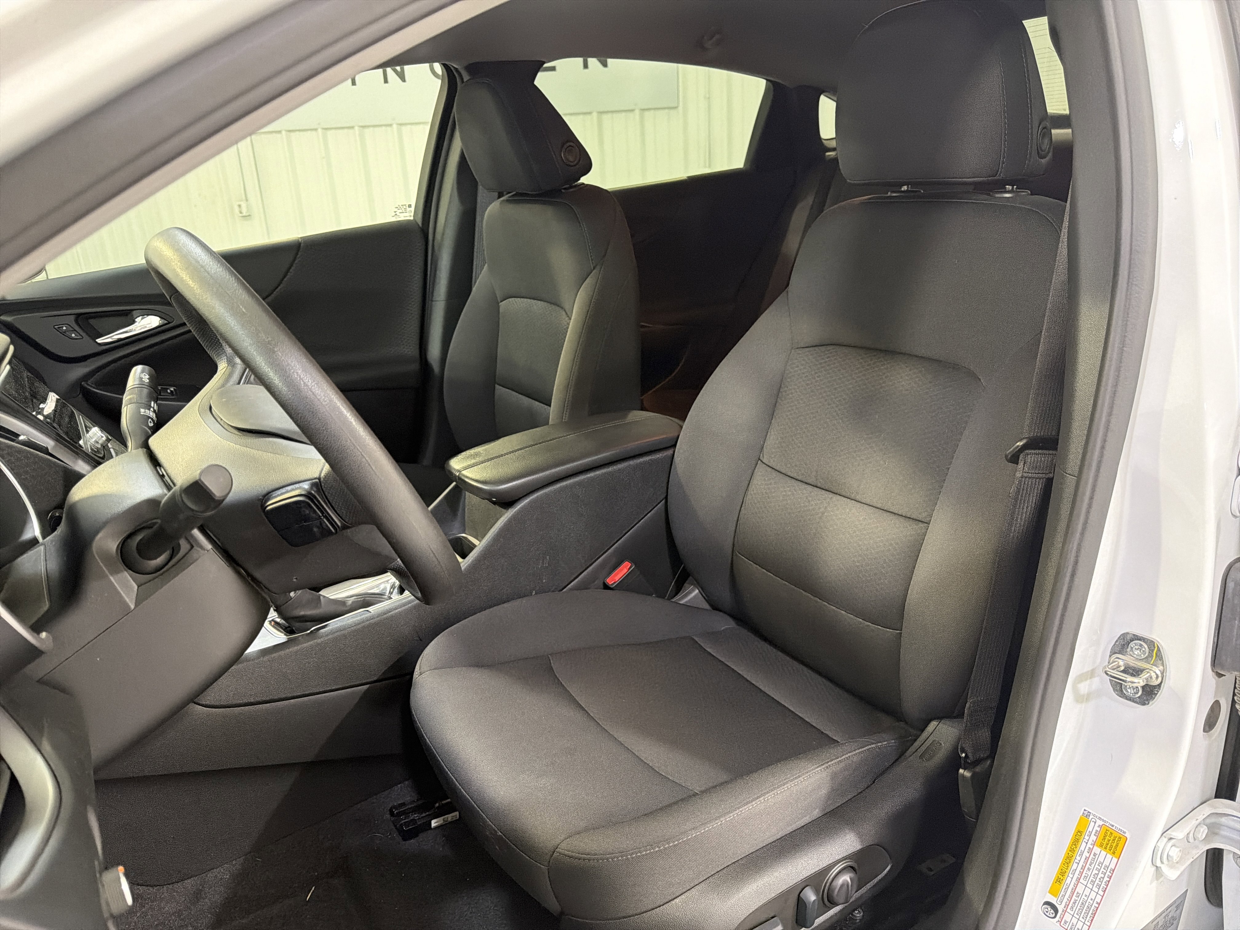 Used 2022 Chevrolet Malibu LT image 9