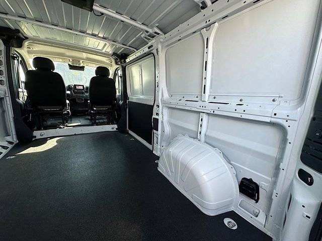 New 2024 RAM ProMaster 2500 w/ Convenience Group image 14
