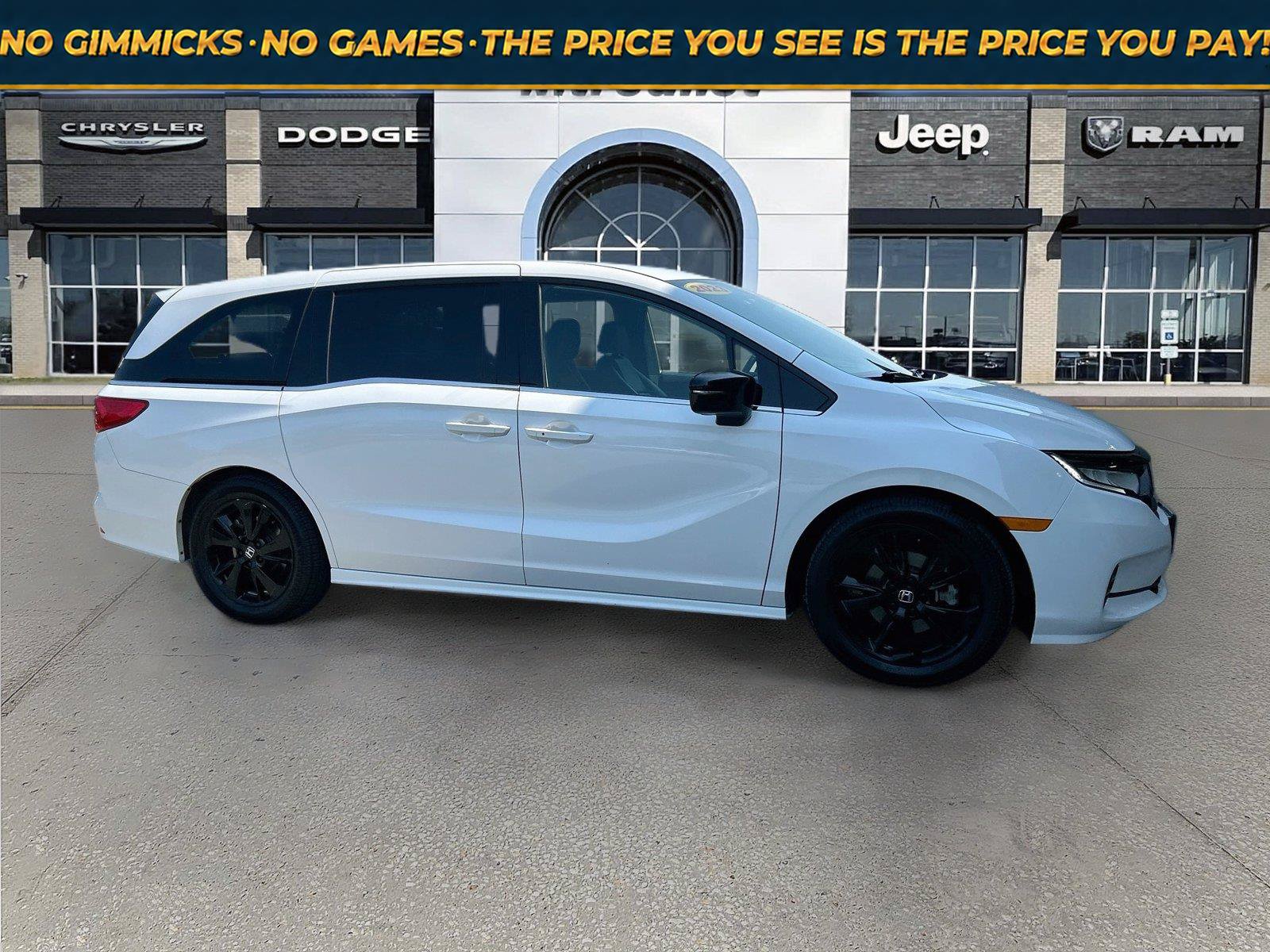 Used 2023 Honda Odyssey Sport image 1