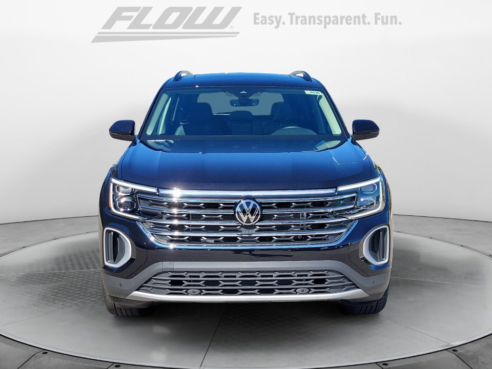 New 2026 Volkswagen Atlas SE image 2