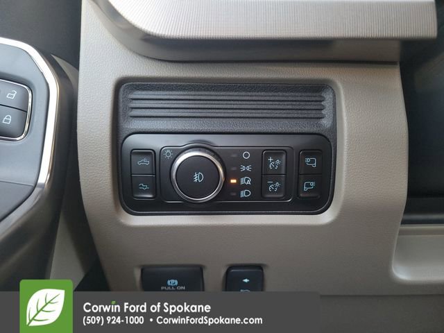 Used 2025 Ford F450 Platinum w/ Platinum Plus Package image 26