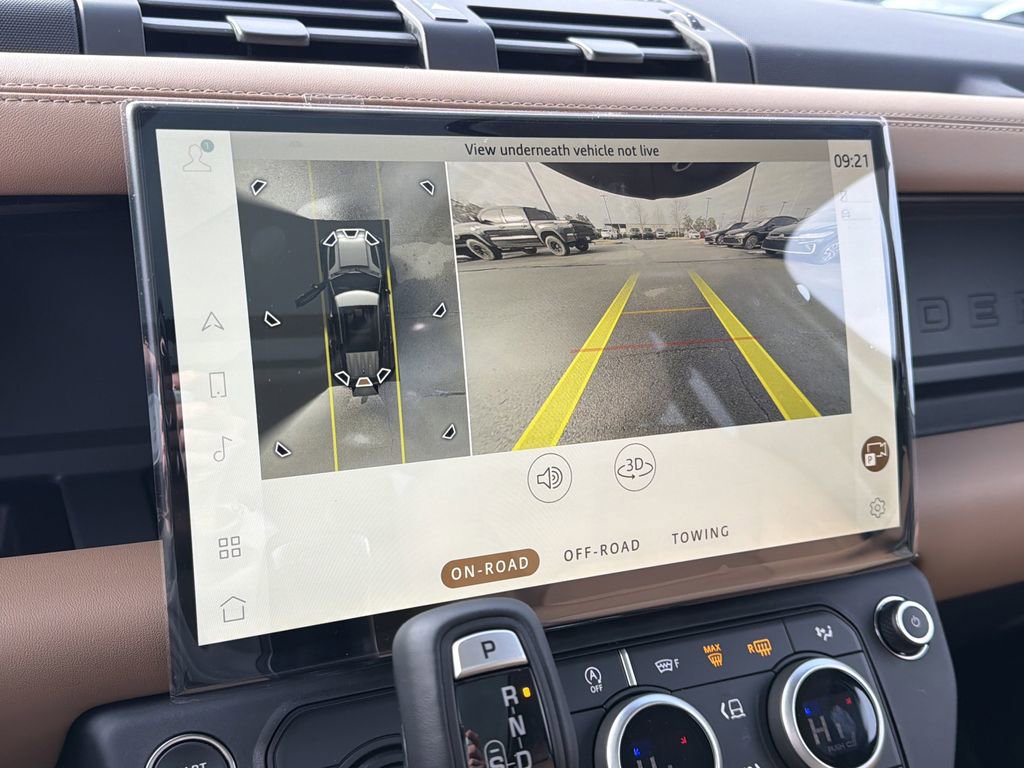 New 2026 Land Rover Defender 110 X-Dynamic SE image 28