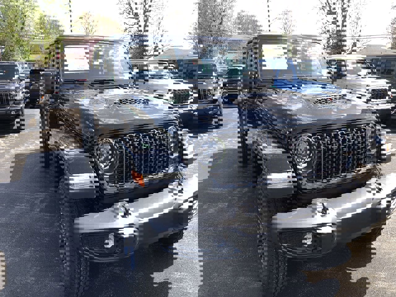 New 2026 Jeep Gladiator Sport image 7