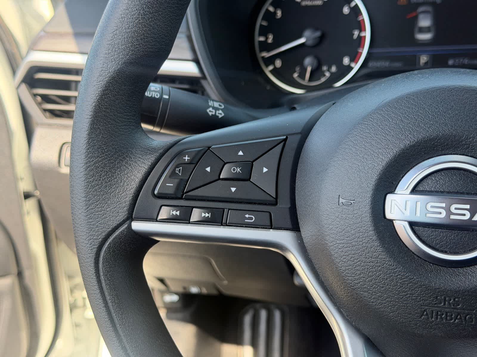 Certified 2025 Nissan Altima 2.5 SV AWD/4WD image 15
