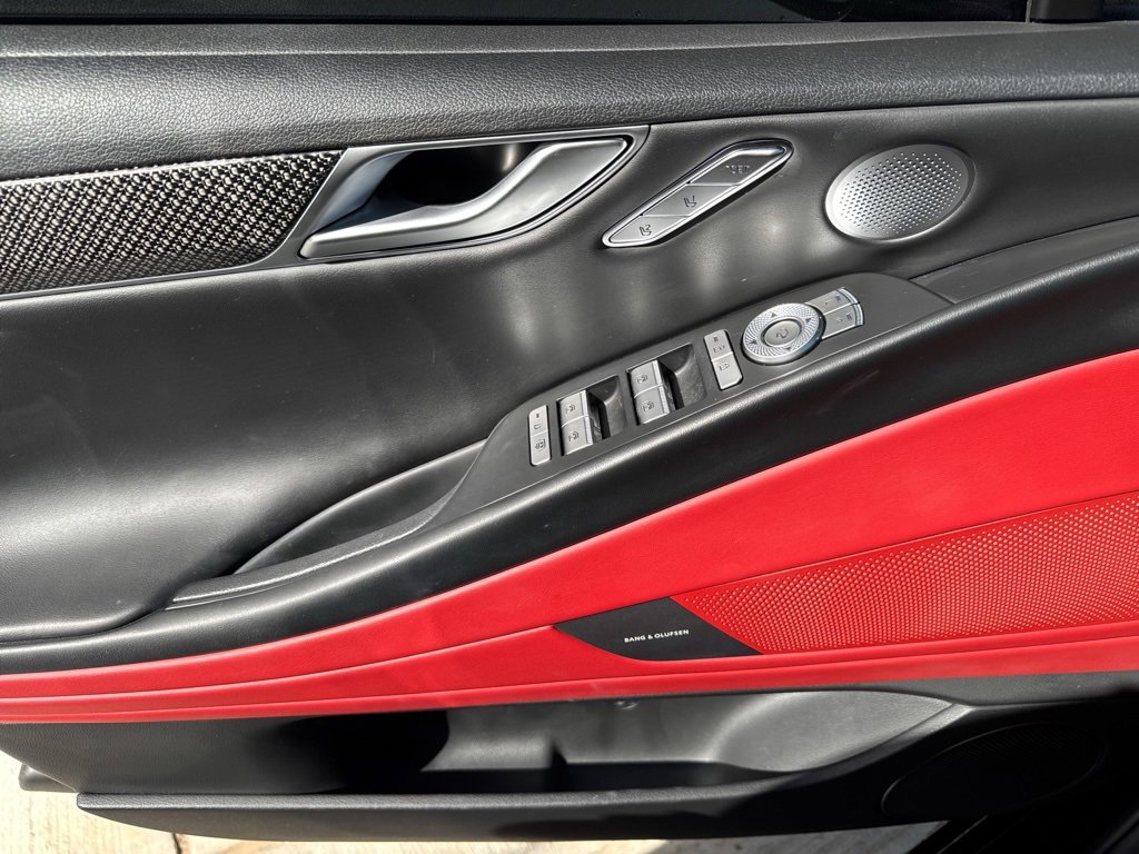 Used 2025 Genesis G80 3.5T Sport Prestige image 17