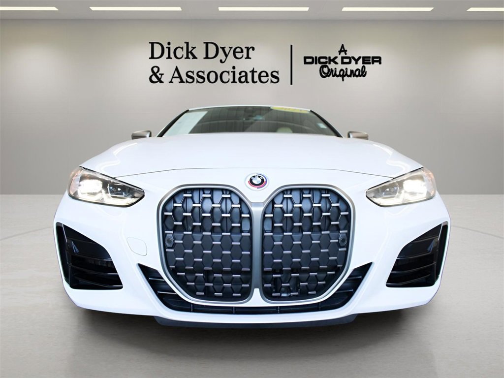 Used 2023 BMW M440i Coupe w/ Premium Package image 9