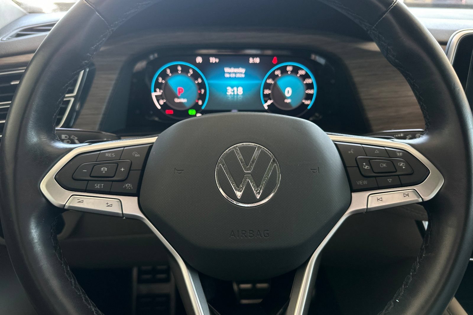 Used 2024 Volkswagen Atlas SEL Premium R-Line AWD/4WD image 24