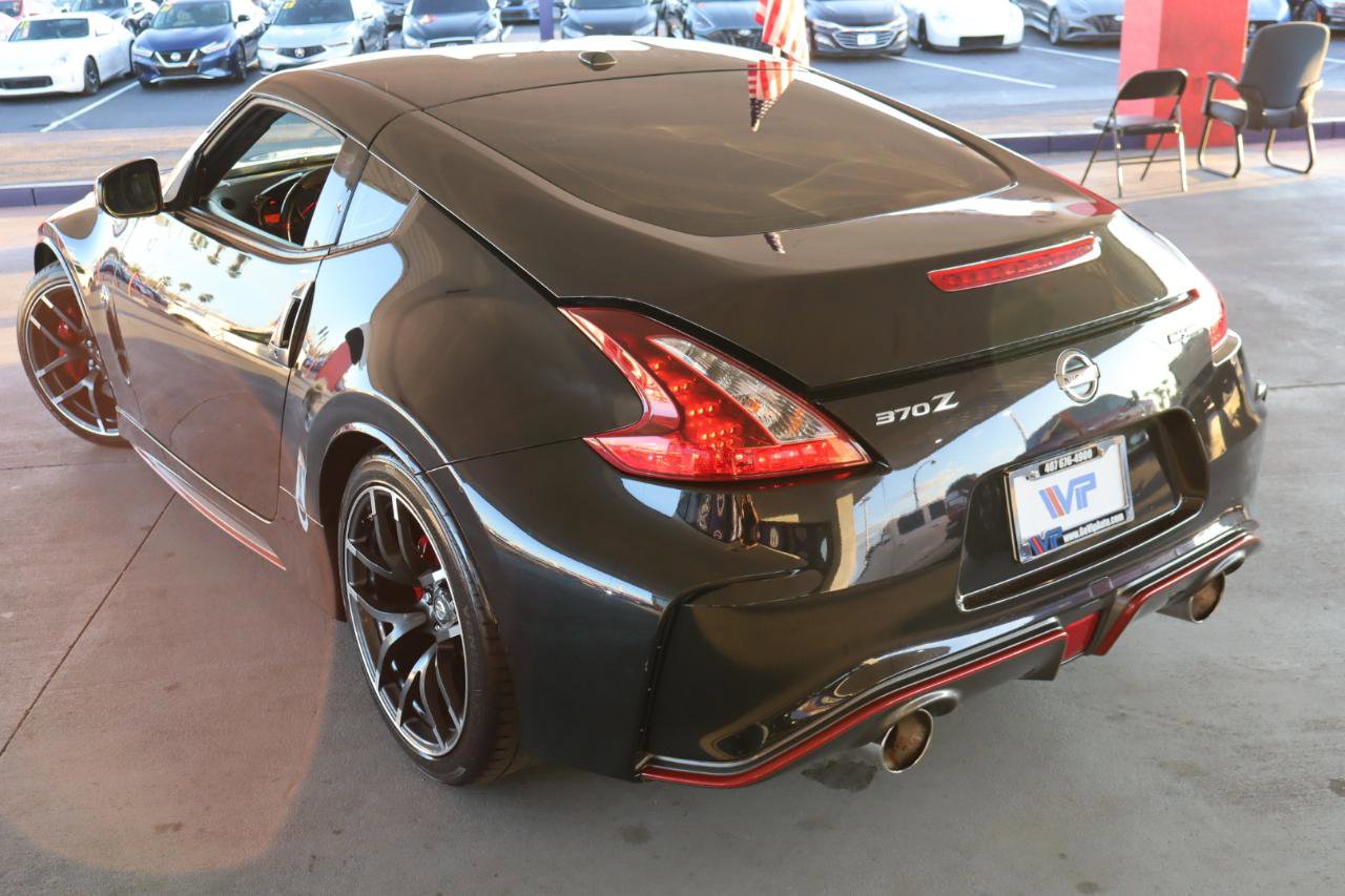 Used 2020 Nissan 370Z NISMO image 7