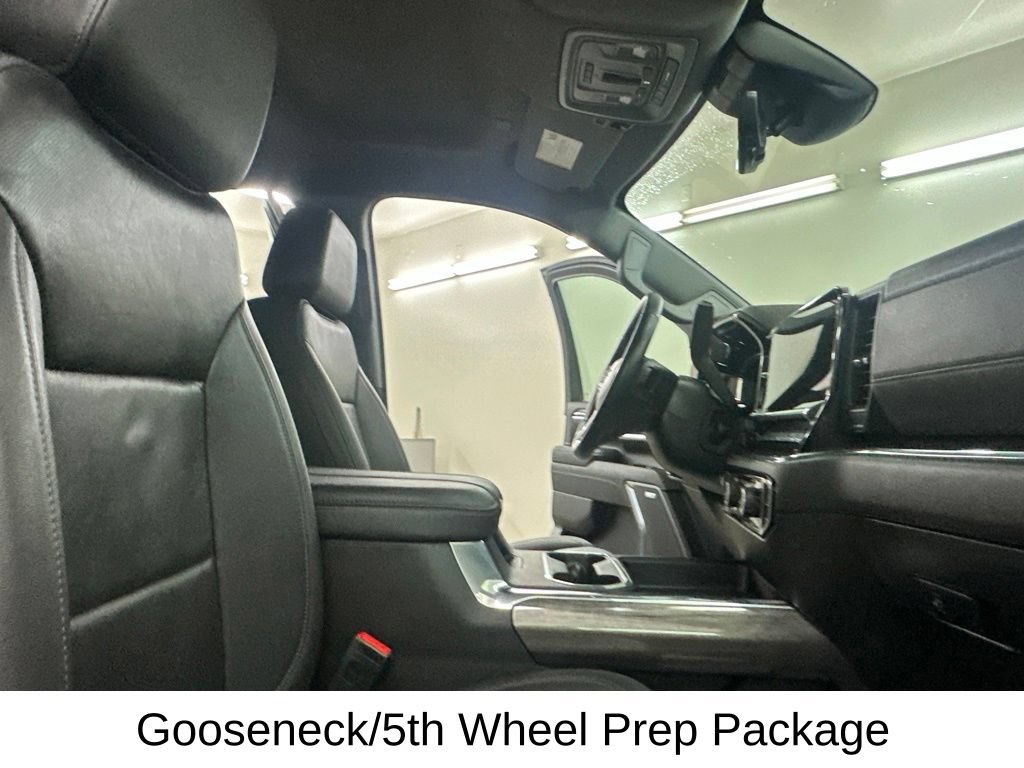 Used 2025 Chevrolet Silverado 2500 LTZ w/ LTZ Premium Package AWD/4WD image 26