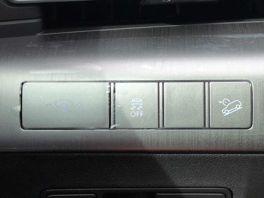 New 2027 Hyundai Kona Limited FWD image 36