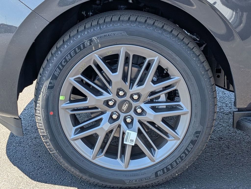 New 2026 Ford Expedition Max Platinum image 15