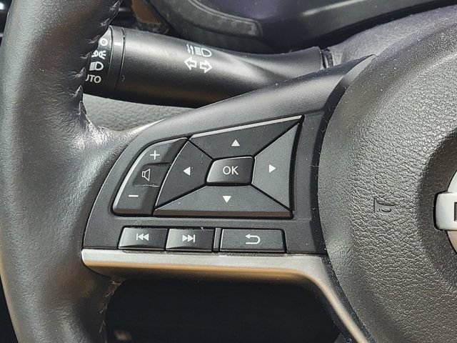 Used 2022 Nissan Sentra SV w/ SV Premium Package FWD image 26