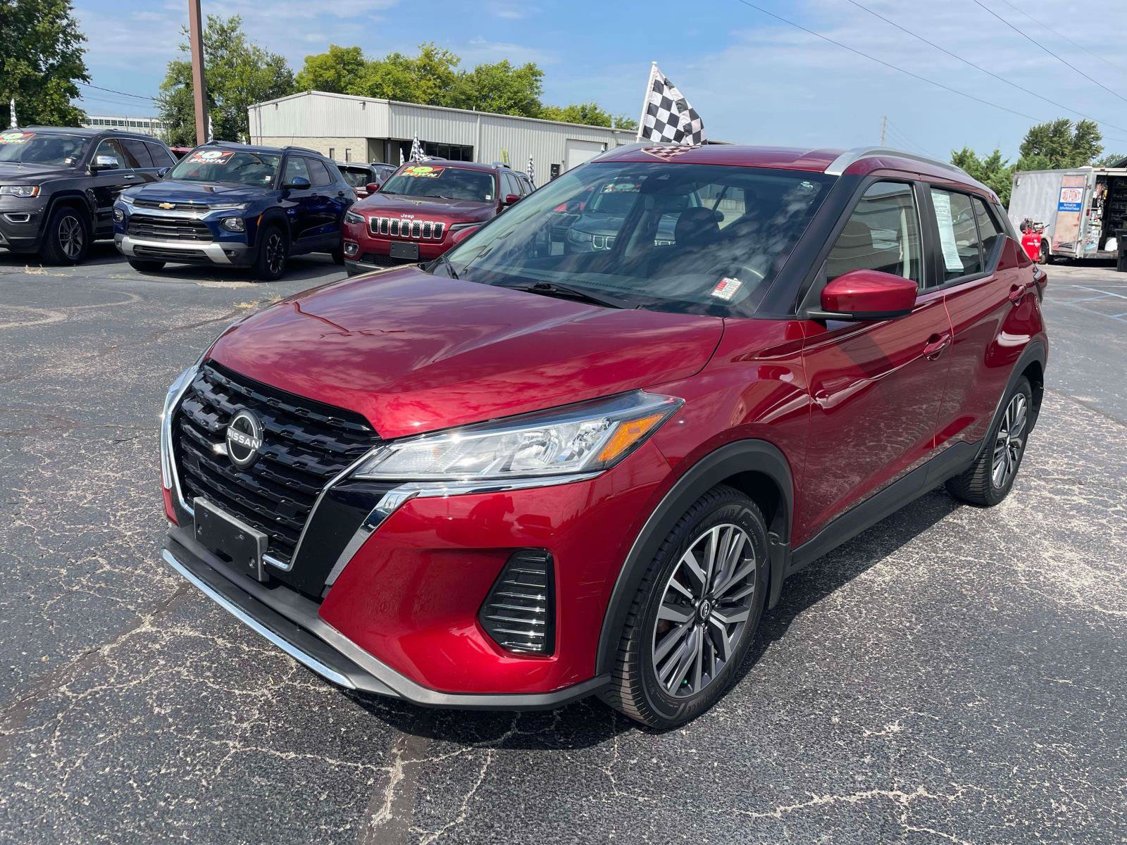 Used 2023 Nissan Kicks SV w/ Interior Electronics Package FWD image 3