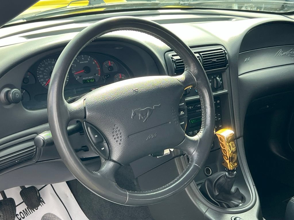 Used 2001 Ford Mustang GT RWD image 9