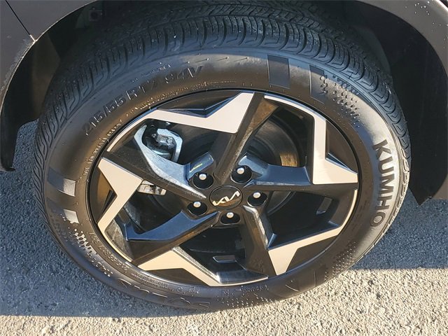 Certified 2025 Kia Seltos S image 5