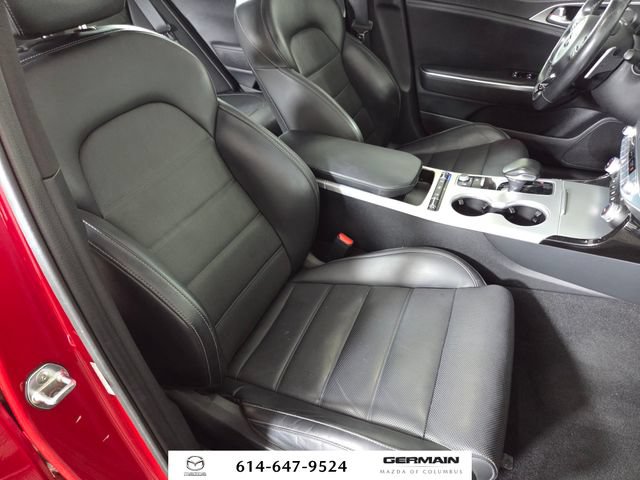Used 2018 Kia Stinger GT2 AWD/4WD image 30