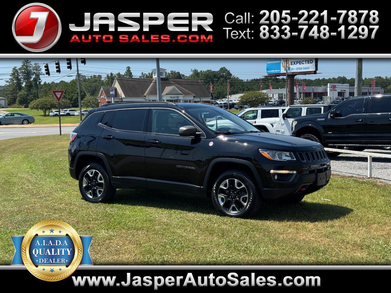 Used 2018 Jeep Compass Trailhawk AWD/4WD image 1