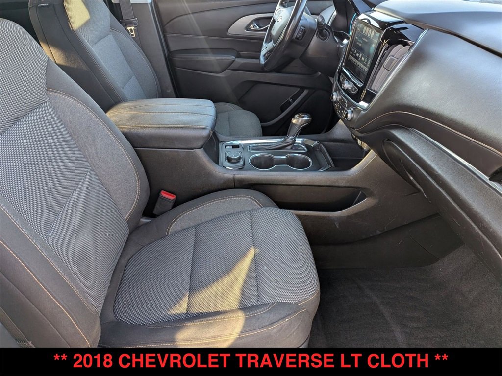 Used 2018 Chevrolet Traverse LT image 27
