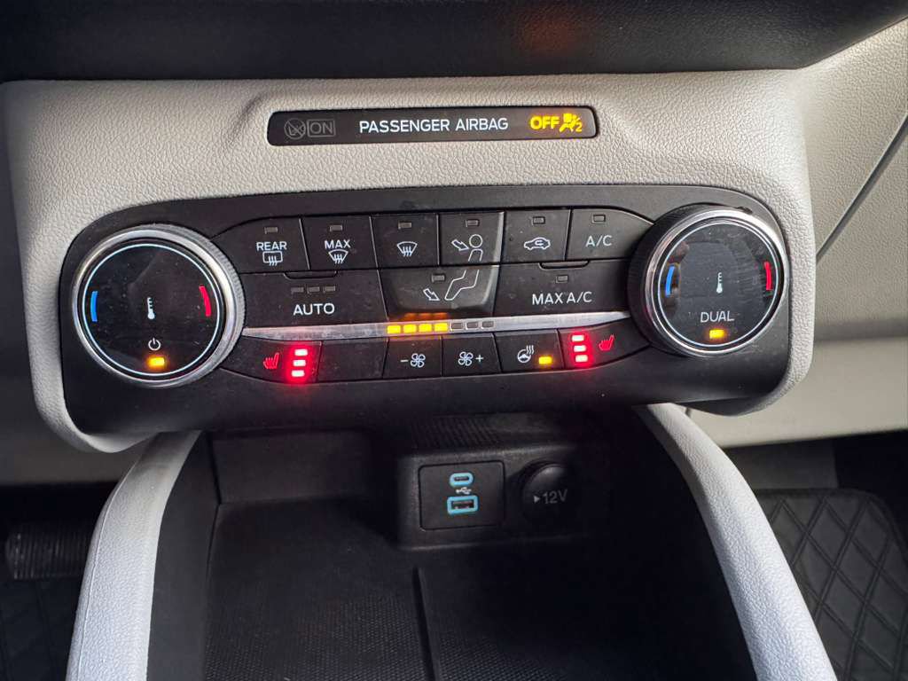 Used 2023 Ford Escape Active image 28