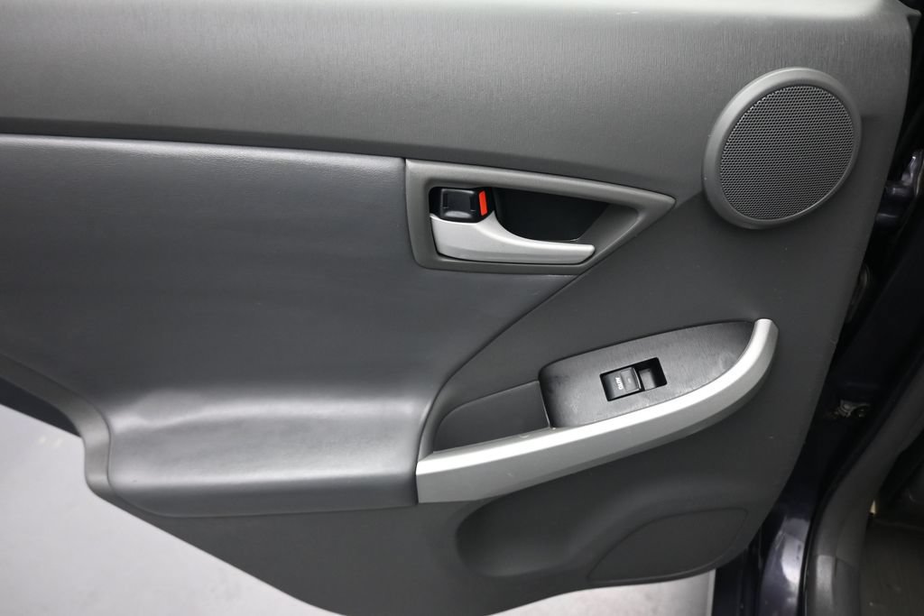 Used 2011 Toyota Prius Five w/ Advanced Technology Pkg FWD image 29