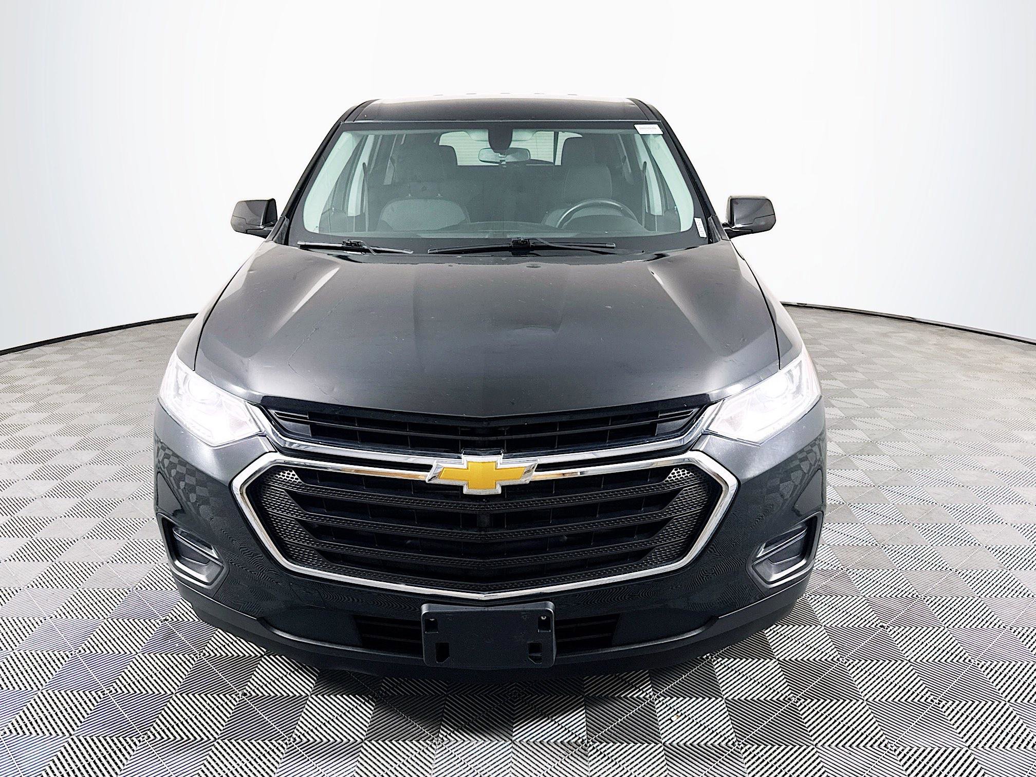 Used 2018 Chevrolet Traverse LS FWD video 2