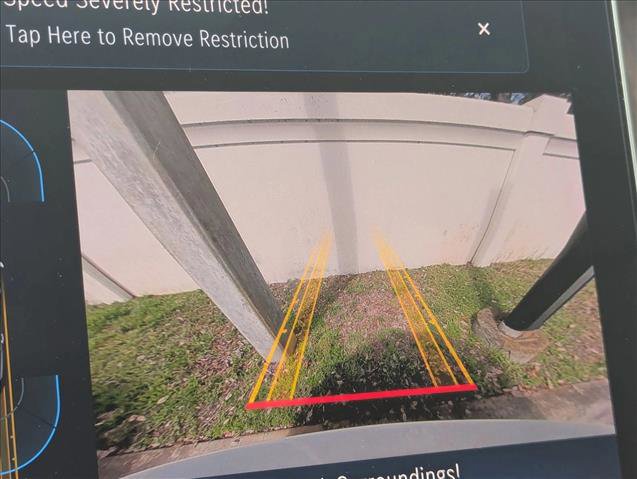 Used 2025 Mercedes-Benz C 300 Sedan image 7