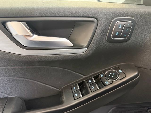 New 2026 Ford Escape Platinum w/ Premium Technology Package image 16