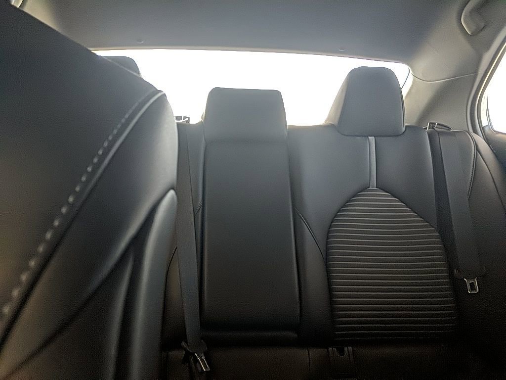 Used 2023 Toyota Camry SE w/ Cold Weather Package image 27