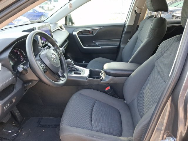 Used 2024 Toyota RAV4 LE FWD image 12