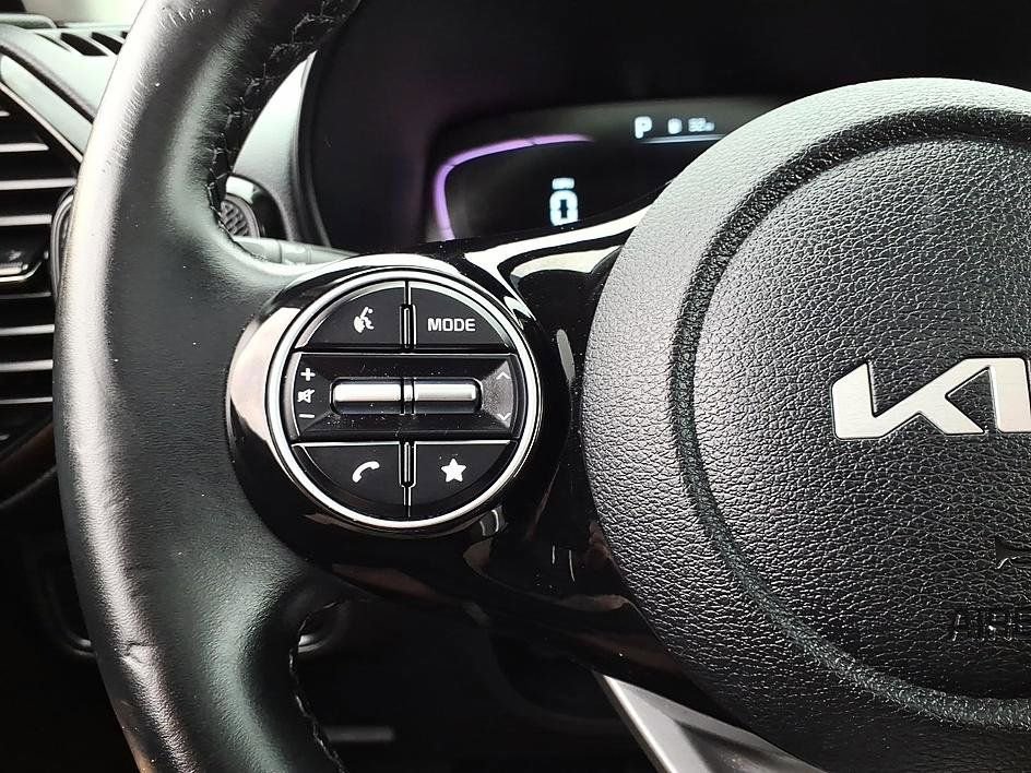 Used 2023 Kia Soul EX image 25