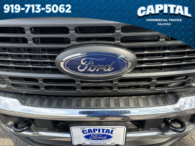 New 2026 Ford F350 XL w/ XL Chrome Package image 10