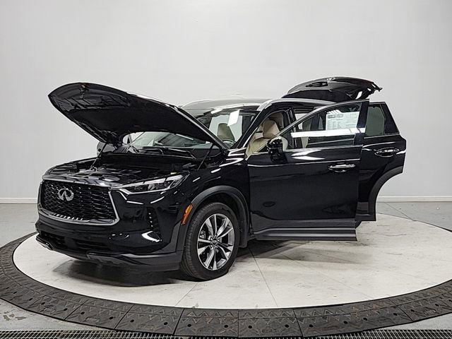 Used 2025 INFINITI QX60 Luxe w/ Cargo Package image 11