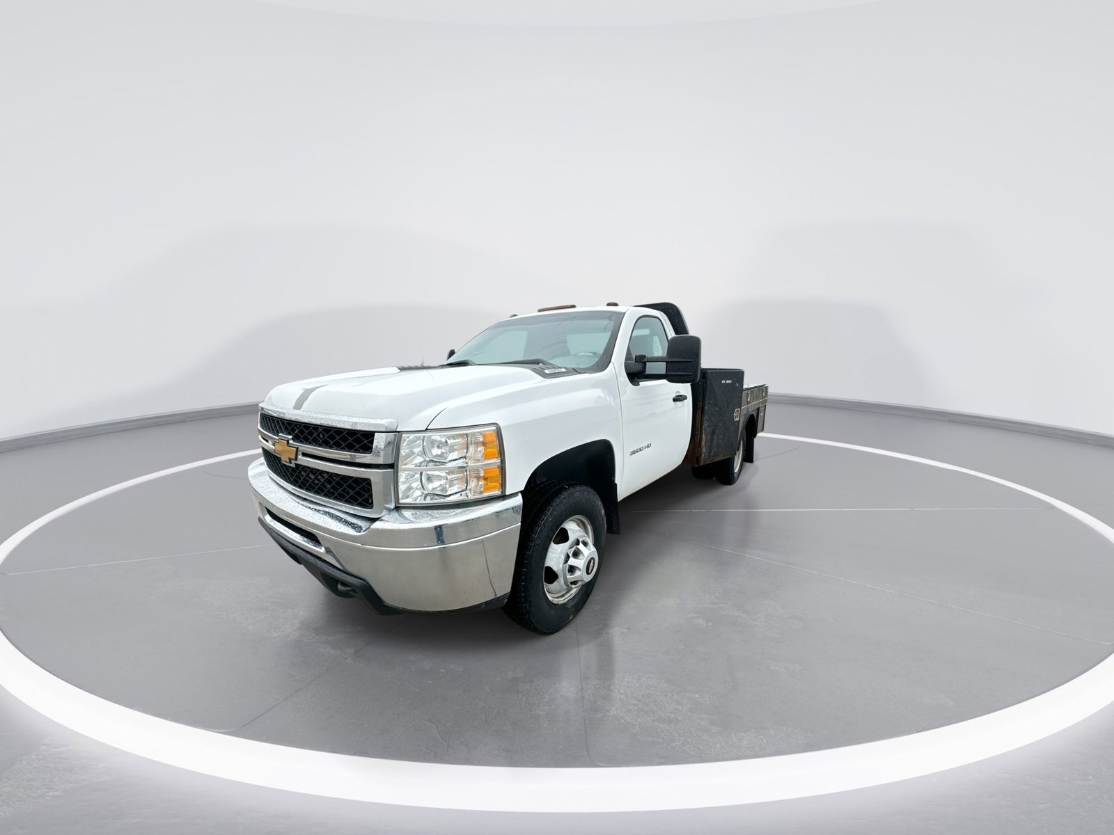 Used 2013 Chevrolet Silverado 3500 W/T image 4