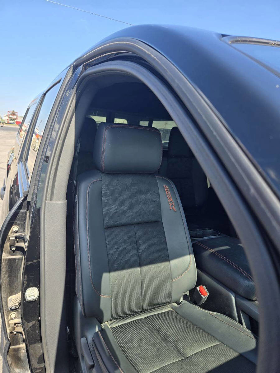 Used 2020 Nissan Titan PRO-4X w/ Pro-4x Utility Package image 28