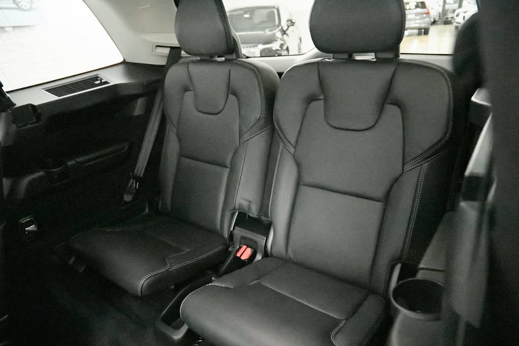 Certified 2024 Volvo XC90 B6 Ultimate AWD/4WD image 24