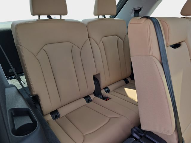Used 2024 Audi Q7 3.0T Premium Plus AWD/4WD image 16