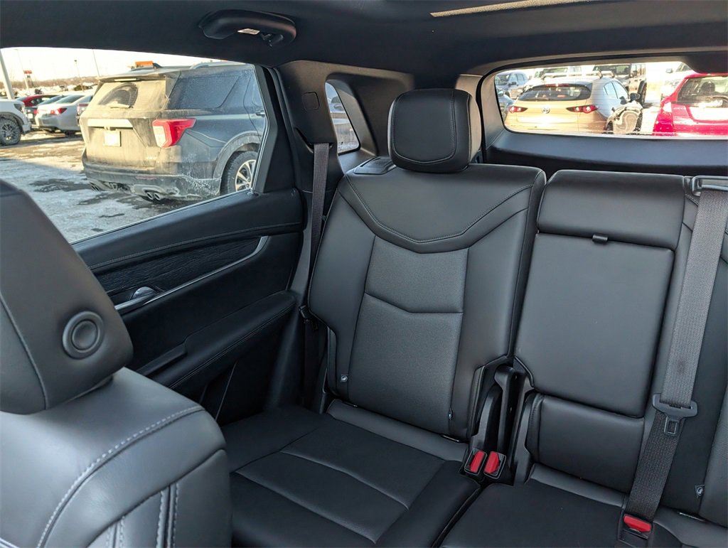 Used 2021 Cadillac XT5 Premium Luxury image 12