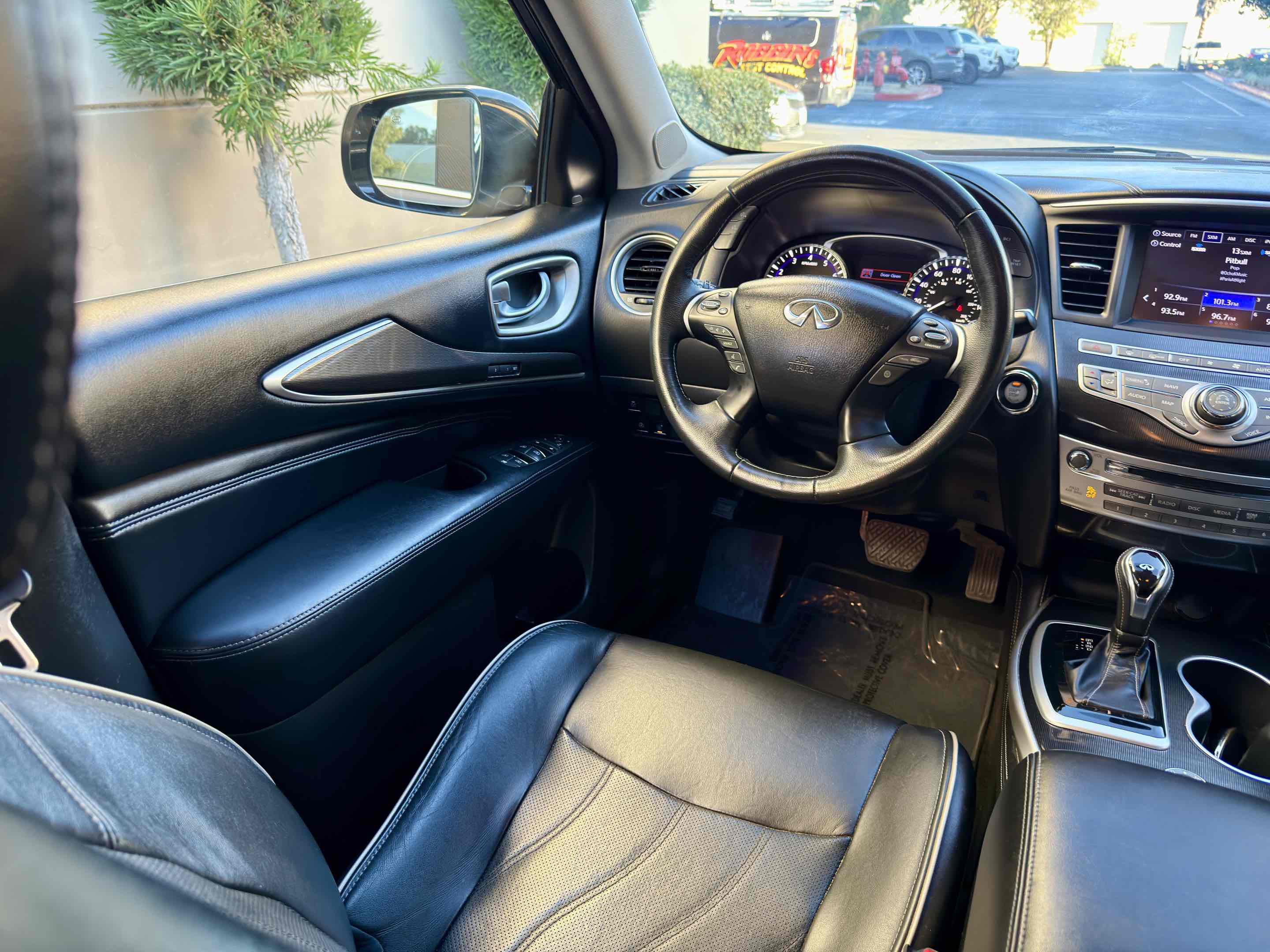 Used 2017 INFINITI QX60 FWD w/ Premium Plus Package image 22